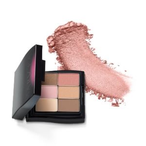 Perfectly Pretty Palette with compact